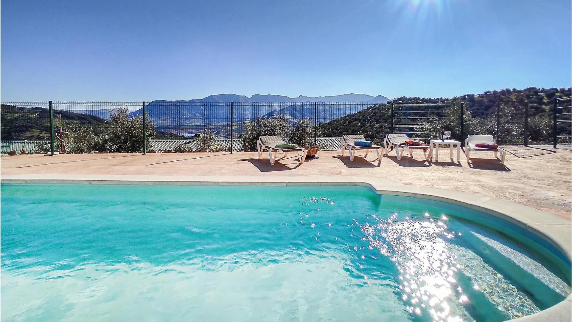 Gorgeous Home In Algodonales With Kitchen