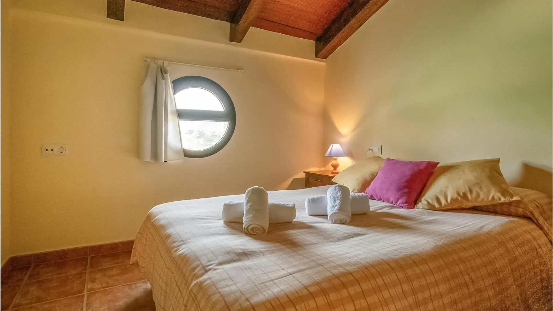 Holiday home Gorgeous Home In Algodonales With Kitchen