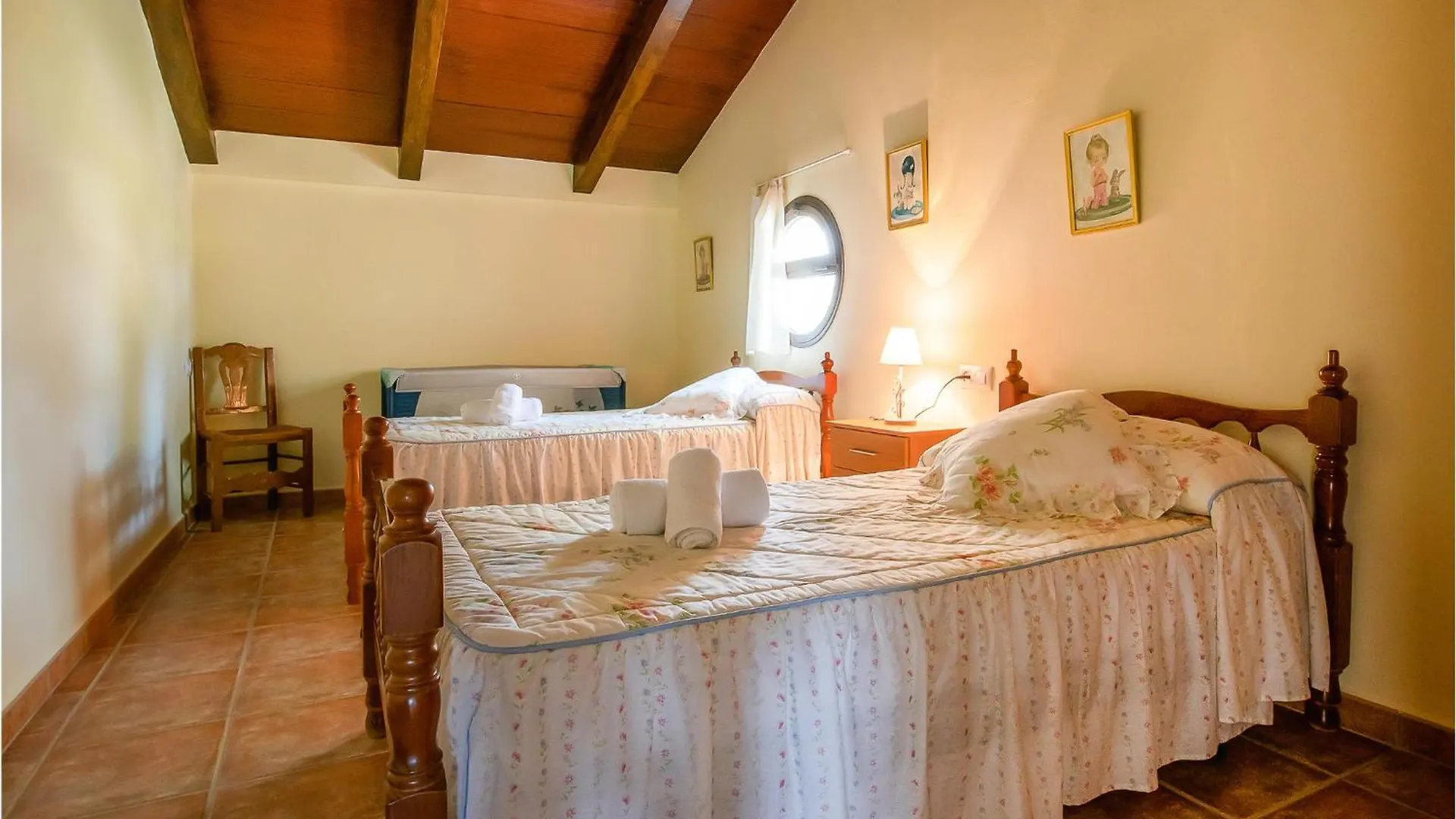 Gorgeous Home In Algodonales With Kitchen España